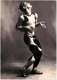 Nijinsky em "A Tarde de um Fauno" - 1912